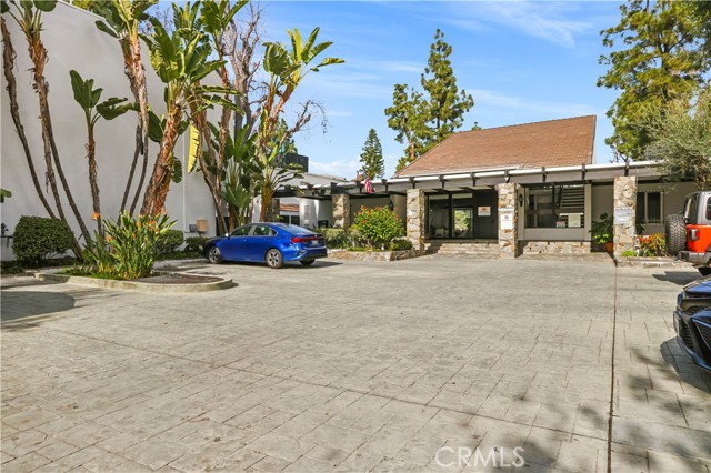 Front Image Thumbnail for CRSR26049233