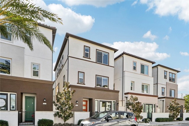 Front Image Thumbnail for CRSR25269432