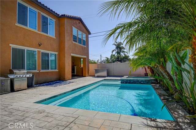 1855 W Willow Avenue, Anaheim CA: https://media.crmls.org/medias/976f7f5a-f51d-4f95-b4ce-970fc4cdb6cb.jpg