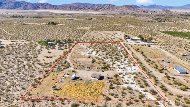 Detail Gallery Image 16 of 32 For 30229 Bourbon Rd, Lucerne Valley,  CA 92356 - 1 Beds | 1 Baths