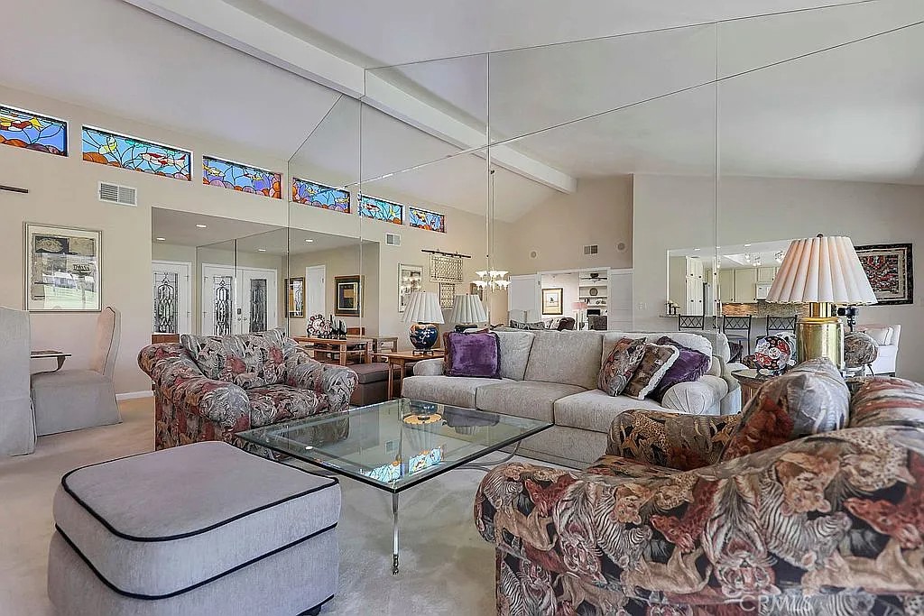 MLS #OC25244932 image #8