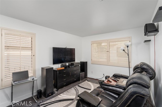 Detail Gallery Image 14 of 42 For 6121 Shoup Ave #34,  Woodland Hills,  CA 91367 - 2 Beds | 2 Baths