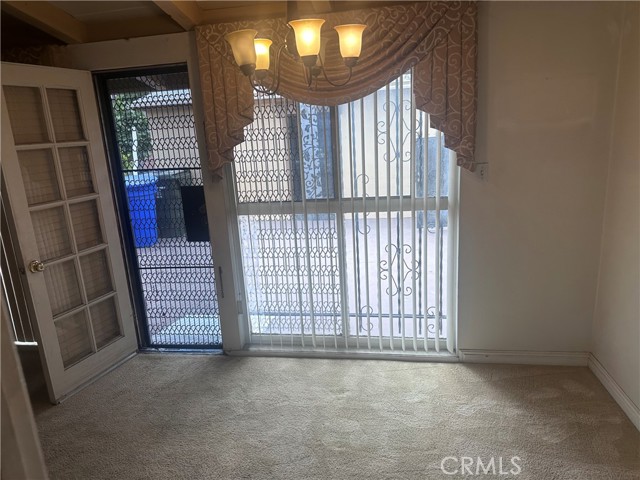 Detail Gallery Image 9 of 21 For 2248 Canterbury Ave, Pomona,  CA 91768 - 3 Beds | 2 Baths
