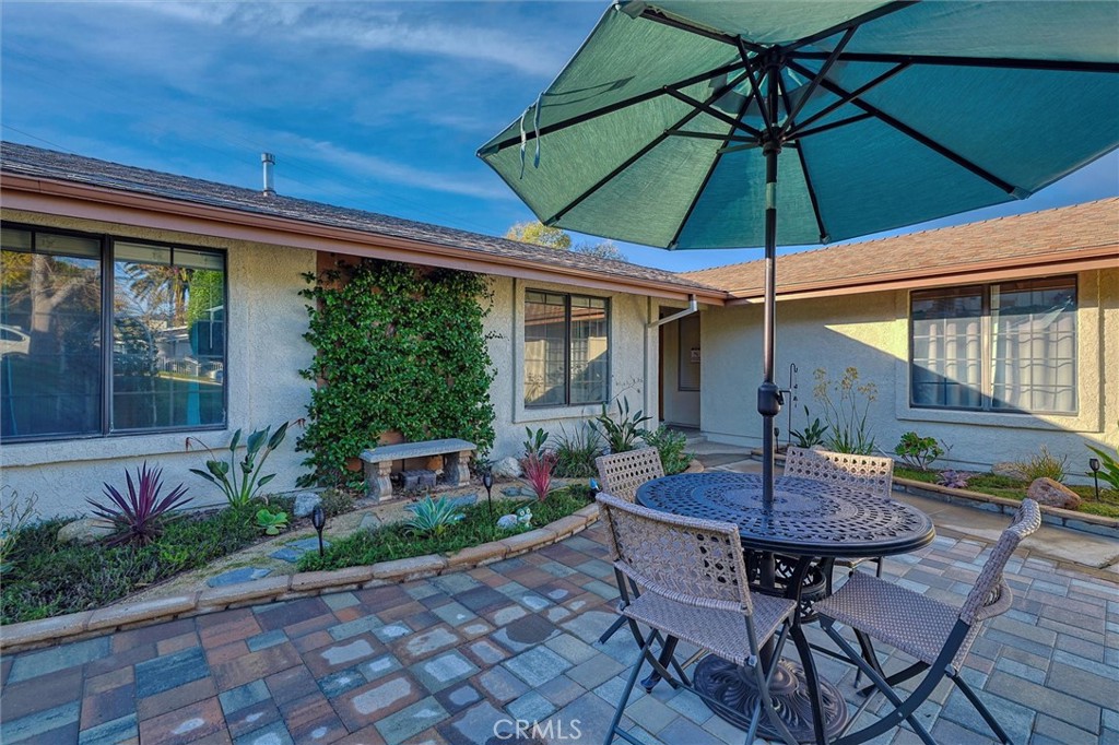 MLS #OC25261411 image #28