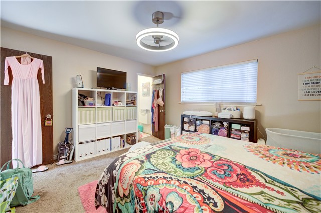 Image 16 of 34 For 866 Brighton Avenue