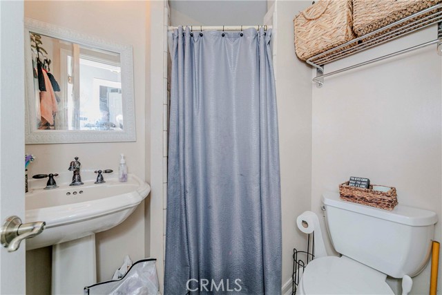 2227 Mathews Avenue, Redondo Beach CA: https://media.crmls.org/medias/977228dd-fd07-4d8d-880e-9359c15c842d.jpg