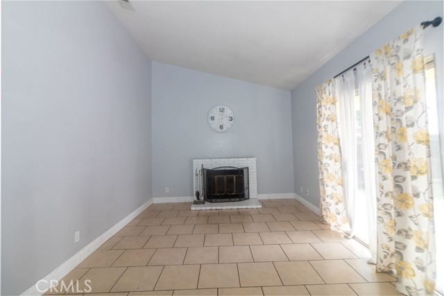 Detail Gallery Image 9 of 26 For 13981 Elmwood Ct, Moreno Valley,  CA 92553 - 2 Beds | 1 Baths