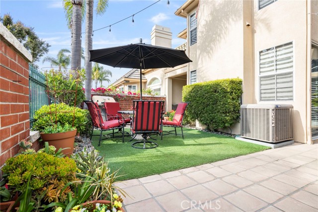 Detail Gallery Image 33 of 50 For 6216 Greenbrier Dr, Huntington Beach,  CA 92648 - 3 Beds | 2/1 Baths