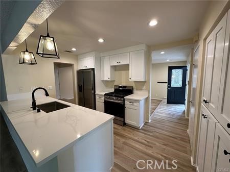 Detail Gallery Image 5 of 16 For 1155 Currier Ave, Simi Valley,  CA 93065 - 4 Beds | 3 Baths