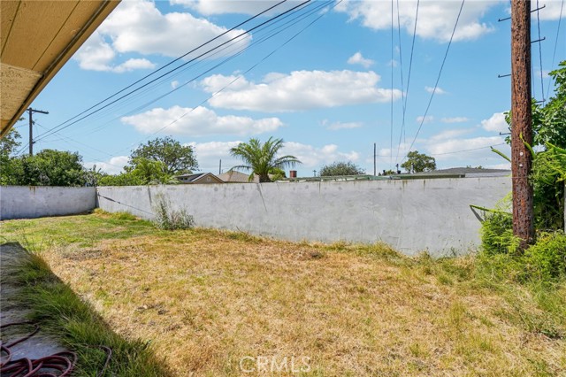 1829 E Jackson Street, Long Beach CA: https://media.crmls.org/medias/9773c58d-9a4c-4ec6-97f5-f7da13c94fd9.jpg