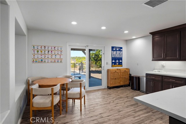 Detail Gallery Image 13 of 51 For 33482 Corte Mangarino, Temecula,  CA 92592 - 5 Beds | 2/1 Baths