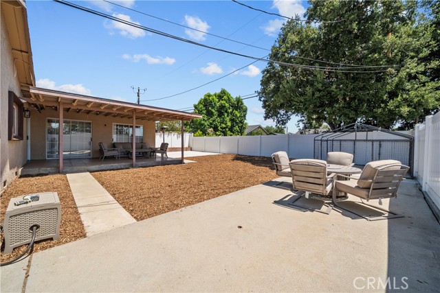 11440 Gothic Avenue, Granada Hills CA: https://media.crmls.org/medias/977557bd-d152-4c0e-80d4-8a35b2e781fe.jpg