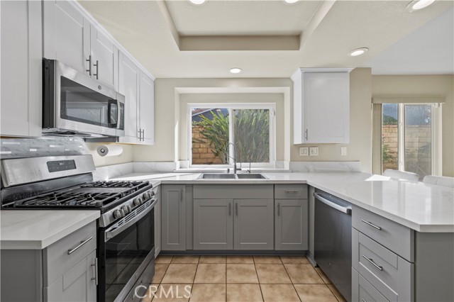 27668 Lonestar Place, Castaic CA: https://media.crmls.org/medias/9776f4e6-56b5-4568-9b9e-36d6c2b36997.jpg