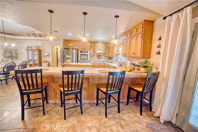 Detail Gallery Image 9 of 32 For 22052 Melrose Ct, Madera,  CA 93638 - 3 Beds | 2/1 Baths