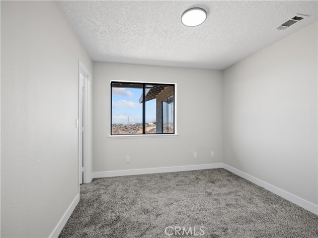 Detail Gallery Image 18 of 38 For 5620 Ailanthus St, Phelan,  CA 92371 - 4 Beds | 2 Baths