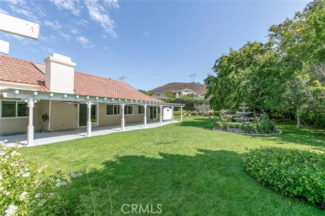 Detail Gallery Image 46 of 51 For 10928 Meseta Ave, Shadow Hills,  CA 91040 - 4 Beds | 3 Baths
