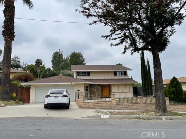 317 Ballena Dr, Diamond Bar, CA 91765