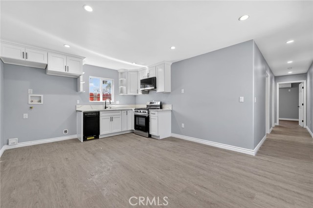 Detail Gallery Image 30 of 58 For 1131 E 21st, Long Beach,  CA 90806 - 5 Beds | 5 Baths