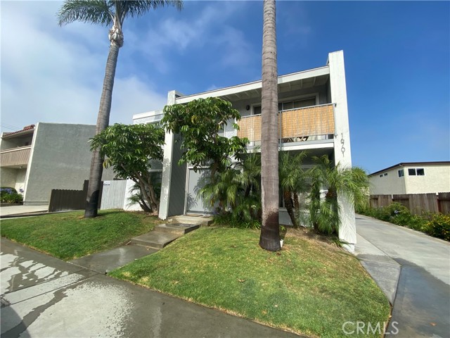 16701 Sims Lane, Huntington Beach CA: https://media.crmls.org/medias/977b22af-6a90-47e9-aad0-52b40aad4ddd.jpg