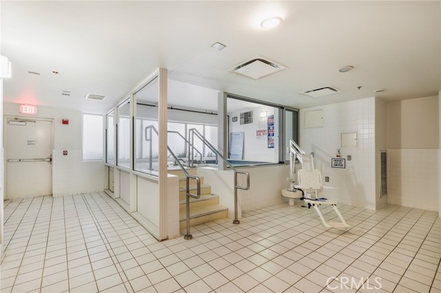 4050 Glencoe Avenue, Marina del Rey CA: https://media.crmls.org/medias/977b565d-bd89-4190-9869-3c2d7a8c7013.jpg