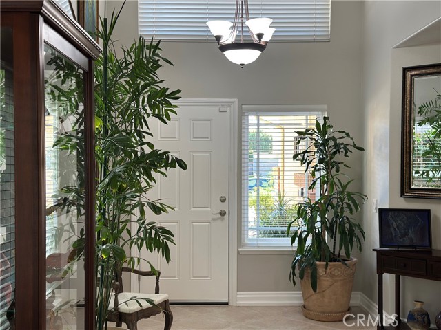 Detail Gallery Image 10 of 72 For 5370 Wrangler Dr, Fontana,  CA 92336 - 4 Beds | 2/1 Baths