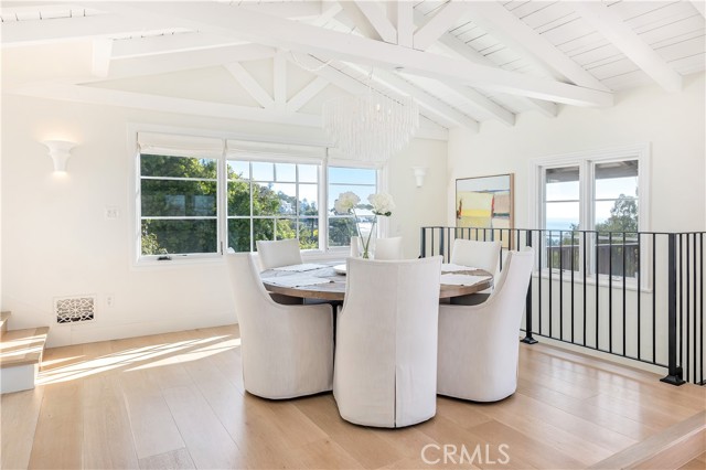 802 Rembrandt Drive, Laguna Beach CA: https://media.crmls.org/medias/977c48d1-8fbd-442e-a898-2047eaf0de25.jpg