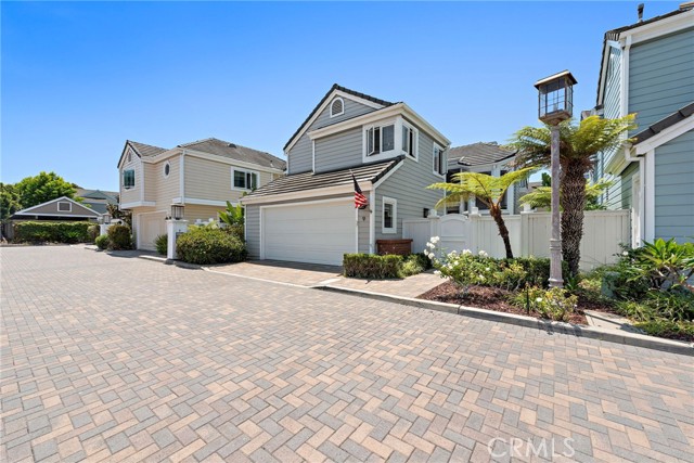 Detail Gallery Image 3 of 24 For 9 Chelsea Pointe, Dana Point,  CA 92629 - 2 Beds | 2/1 Baths