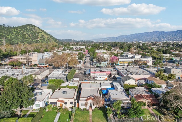 Image 34 of 42 For 3845 Hollypark