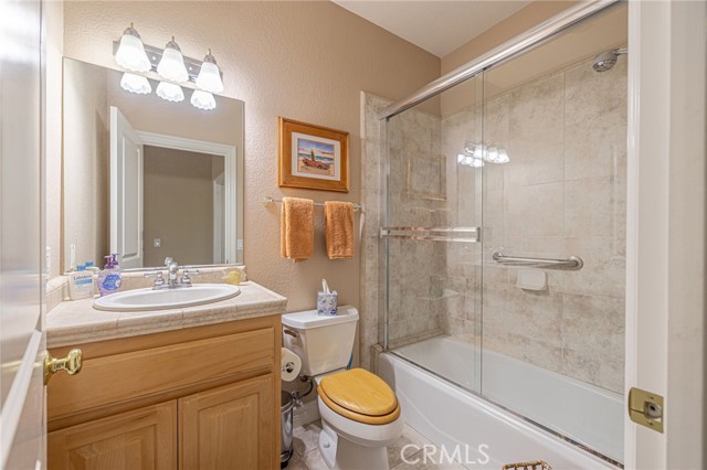 Image 24 of 72 For 2534 Desert Rose Drive