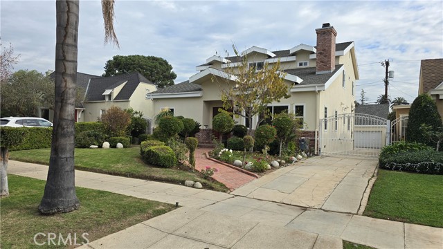 Detail Gallery Image 4 of 31 For 326 N Beachwood Dr, Los Angeles,  CA 90004 - 4 Beds | 3 Baths