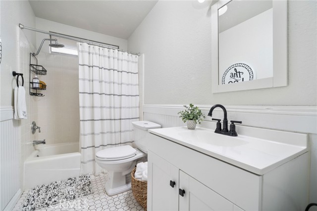 Detail Gallery Image 27 of 53 For 2039 N Shorewood Ave, Upland,  CA 91784 - 3 Beds | 2/1 Baths