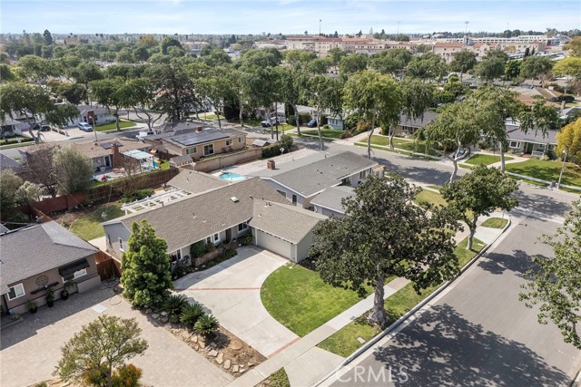 Detail Gallery Image 43 of 44 For 804 E Glenwood, Fullerton,  CA 92831 - 5 Beds | 3/1 Baths