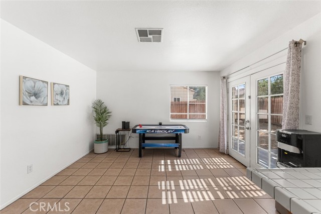40201 La Cota Dr, Palmdale, CA 93550 photo 14