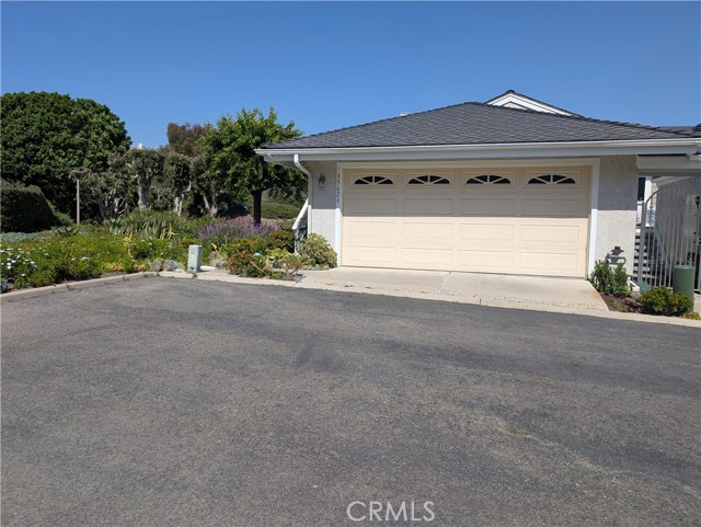 33626 Walkabout Lane, Dana Point CA: https://media.crmls.org/medias/977ed402-6c84-48ae-a3c2-61d44700e0e1.jpg