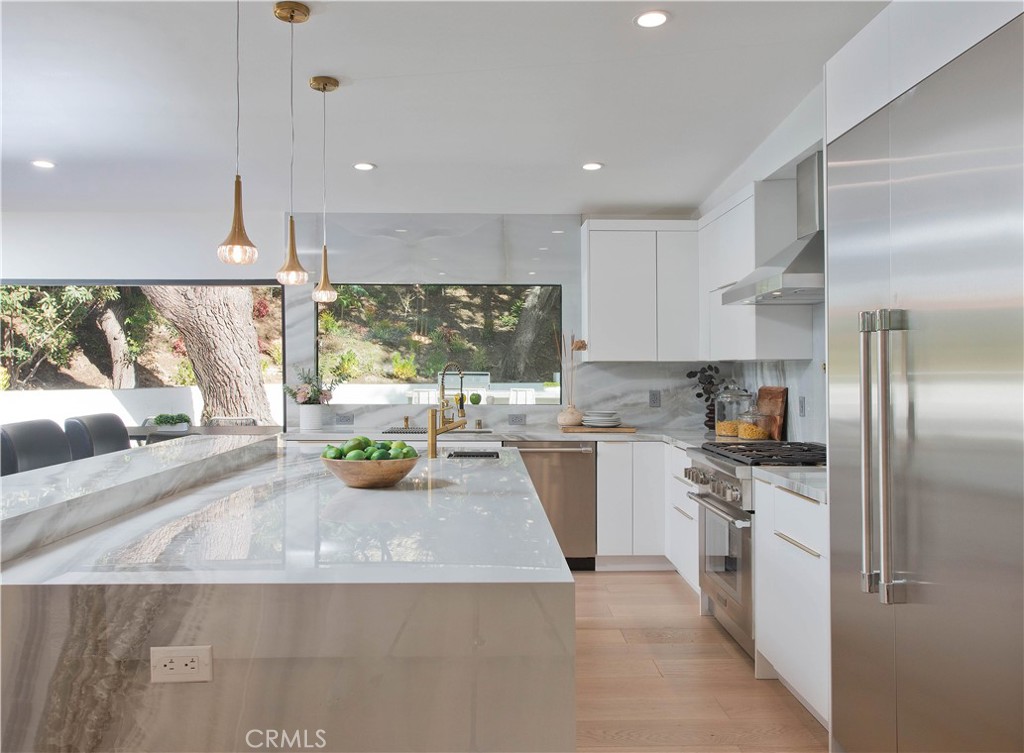 3920 Weslin AvenueSherman Oaks image #1