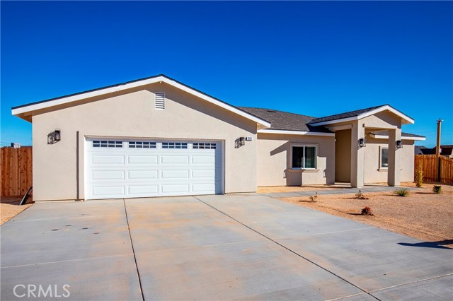 Detail Gallery Image 2 of 26 For 20312 81st St, California City,  CA 93505 - 4 Beds | 2 Baths