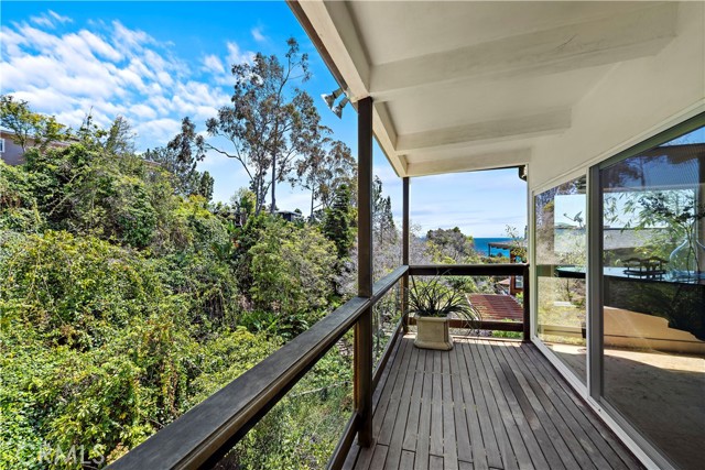 Detail Gallery Image 10 of 31 For 785 Summit Dr, Laguna Beach,  CA 92651 - 4 Beds | 4 Baths