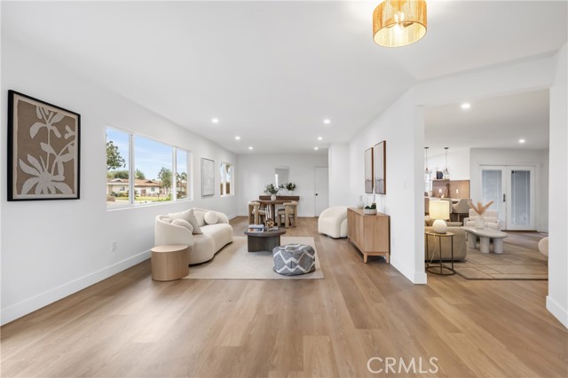 Detail Gallery Image 7 of 42 For 9092 Tangelo, Fontana,  CA 92335 - 3 Beds | 2 Baths