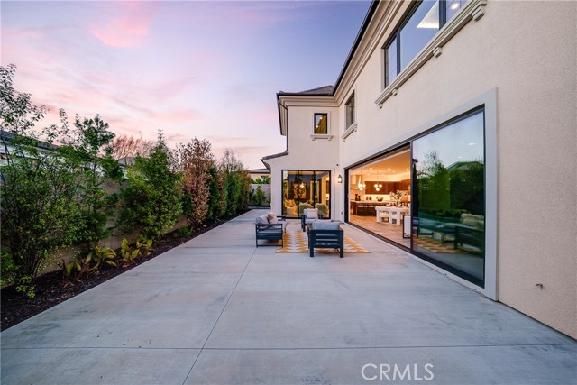 56 Egret, Irvine CA: https://media.crmls.org/medias/9780e496-b866-4e2c-89a0-8e1afc8449cd.jpg
