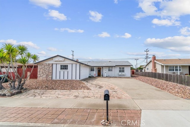 Detail Gallery Image 1 of 1 For 4012 Constellation Rd, Lompoc,  CA 93436 - 3 Beds | 2 Baths