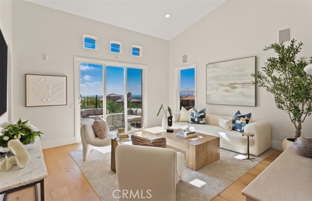 7 Suprema Drive, Newport Coast CA: https://media.crmls.org/medias/9781a740-0cdf-452a-be91-3026b9f21192.jpg