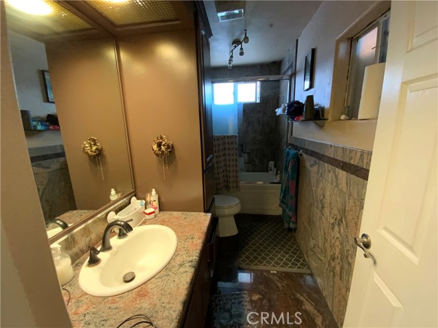 Detail Gallery Image 6 of 19 For 458 W 15th St, San Pedro,  CA 90731 - 3 Beds | 2 Baths