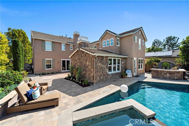 Detail Gallery Image 2 of 63 For 2 Pointe Cir, Ladera Ranch,  CA 92694 - 5 Beds | 5/1 Baths