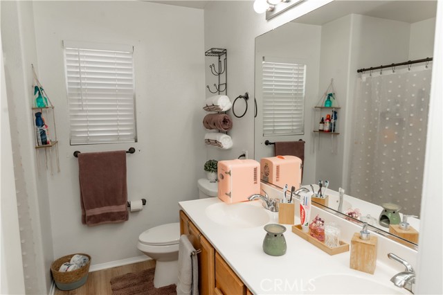 Detail Gallery Image 21 of 35 For 43651 Dana Dr, Lancaster,  CA 93535 - 4 Beds | 2/1 Baths