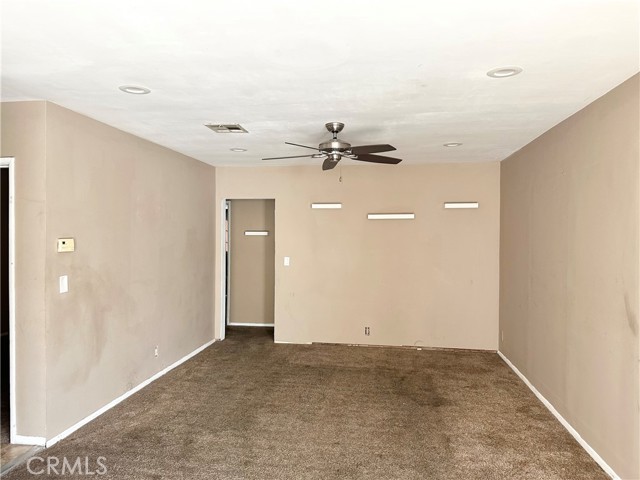 Detail Gallery Image 3 of 9 For 14207 Gruen St, Arleta,  CA 91331 - 3 Beds | 2 Baths