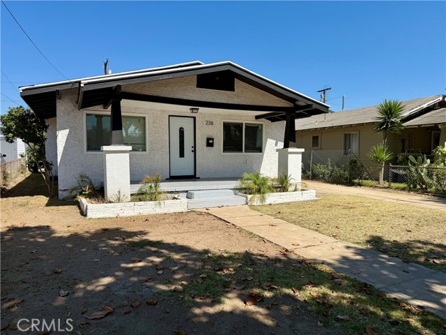 236 S 5th Street, Montebello CA: https://media.crmls.org/medias/97837394-f968-487e-841c-333799012d86.jpg