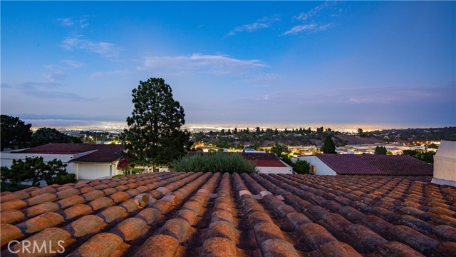 9 Cypress Way, Rolling Hills Estates, California 90274, 3 Bedrooms Bedrooms, ,2 BathroomsBathrooms,Residential,Sold,Cypress,SB21222599