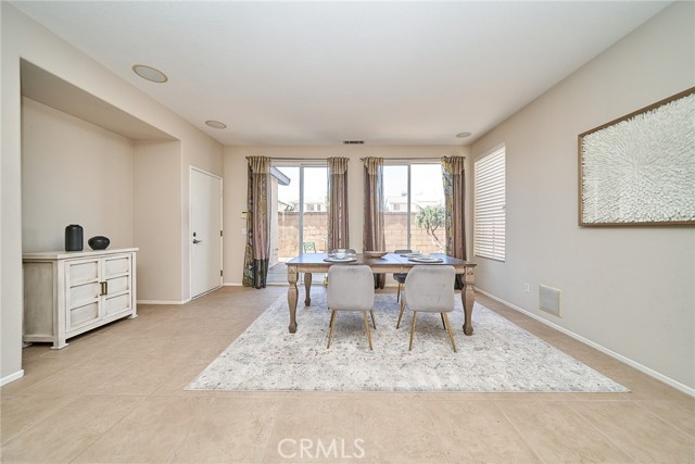 Detail Gallery Image 11 of 42 For 13819 Visions, La Mirada,  CA 90638 - 4 Beds | 2/1 Baths