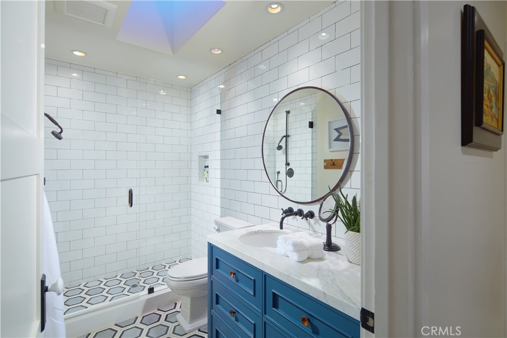 9784142e 5e4c 4ba0 8fce 11e4a223b652