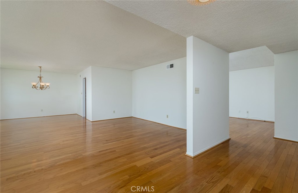1521 N Columbus Avenue Glendale img 21